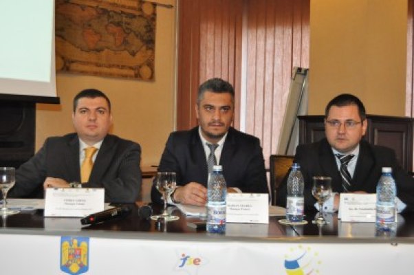 Personalul medical şi managerii din sistemul sanitar, cursaţi din fonduri europene